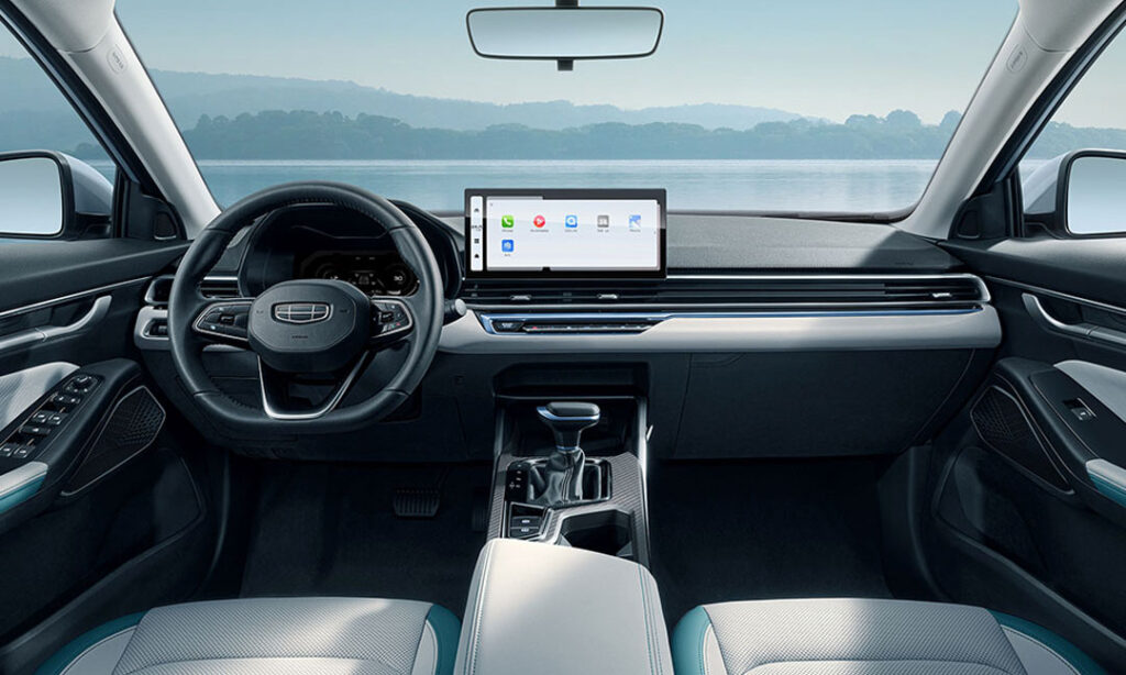 GEELY Emgrand 2025 Maroc interieur